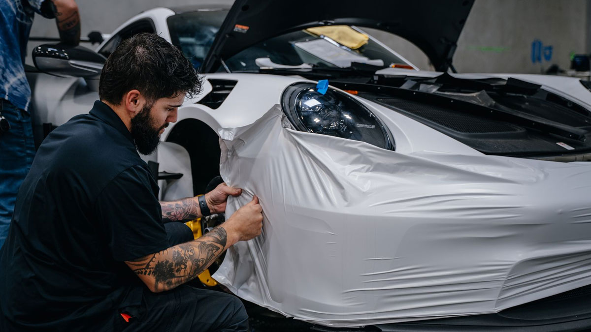Applying Metallic Vinyl Wrap